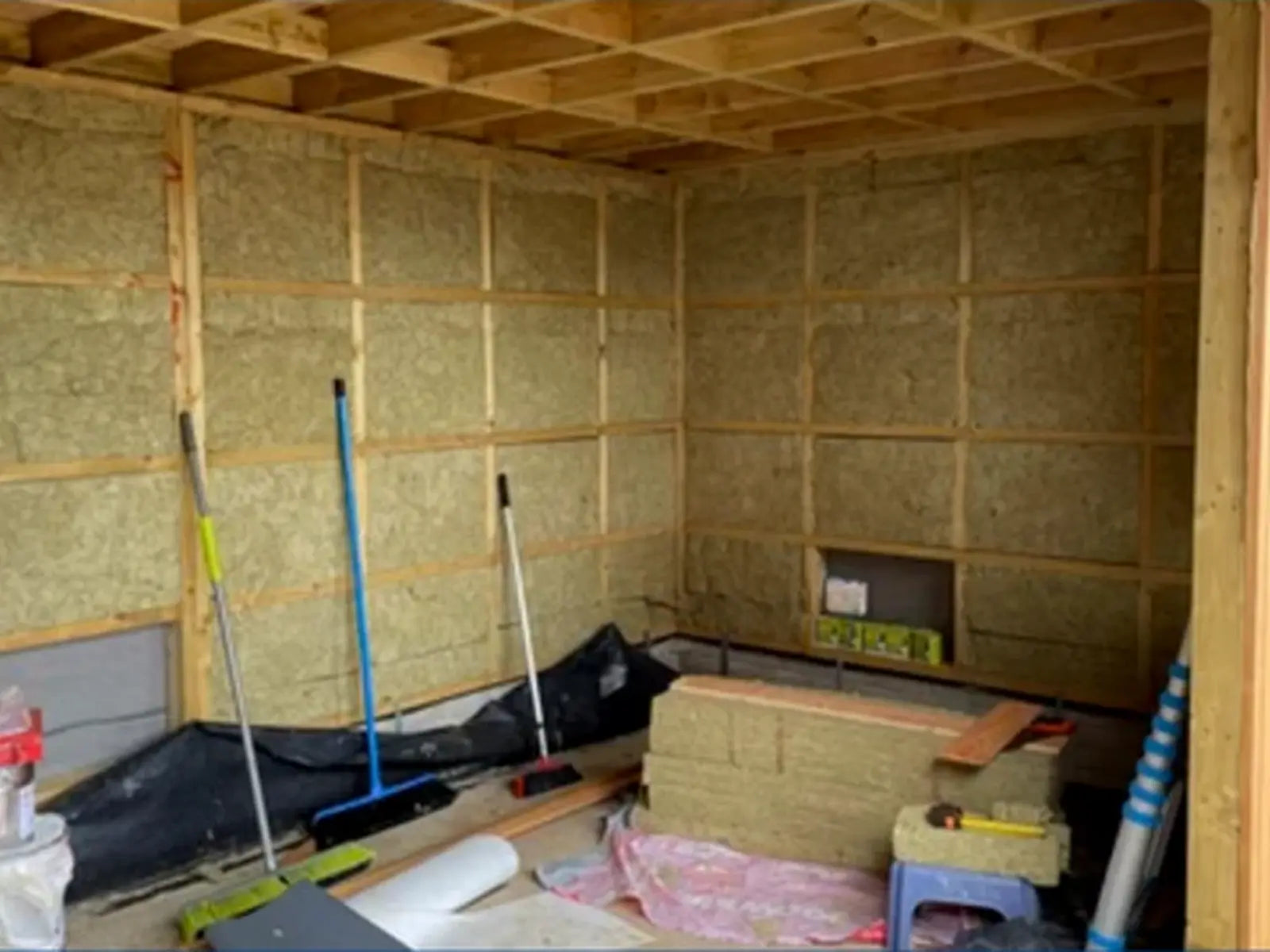 Garden room insulation installation